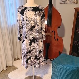 Sandra Darren BEAUTIFUL Dress Sz 12 So Stylish & Comfy Scoop Nexk 3/4 Sleeves